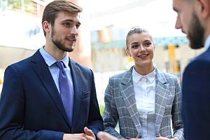 government contractors speaking with a certified public accountant