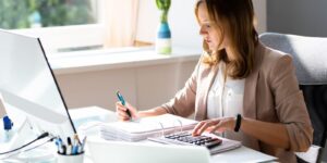 professional accountant woman in office doing accounting