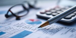 cost accounting, management accounting, preparation of monthly reports on actual cost deviations
